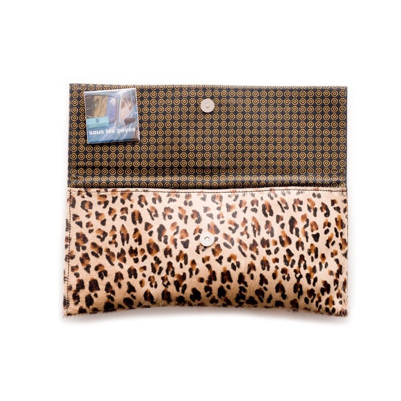 sous les paves leopard clutch