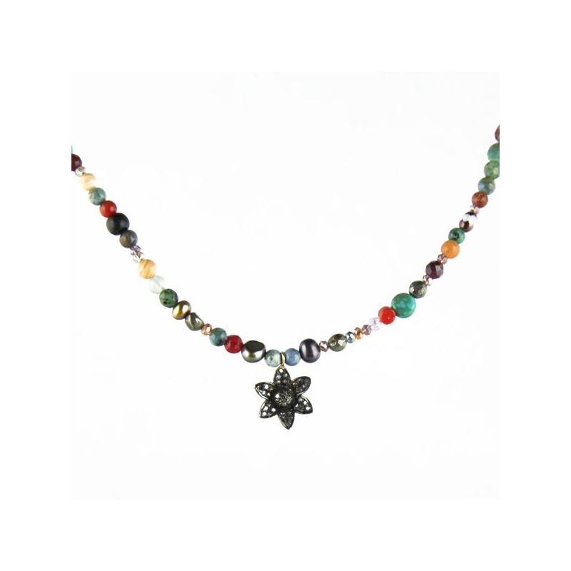 Flower necklace Catherine Michiels