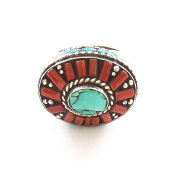 Ethnic ring