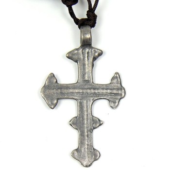 catherine michiels david cross pendant