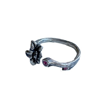 Lily Ring - Saphirre and silver